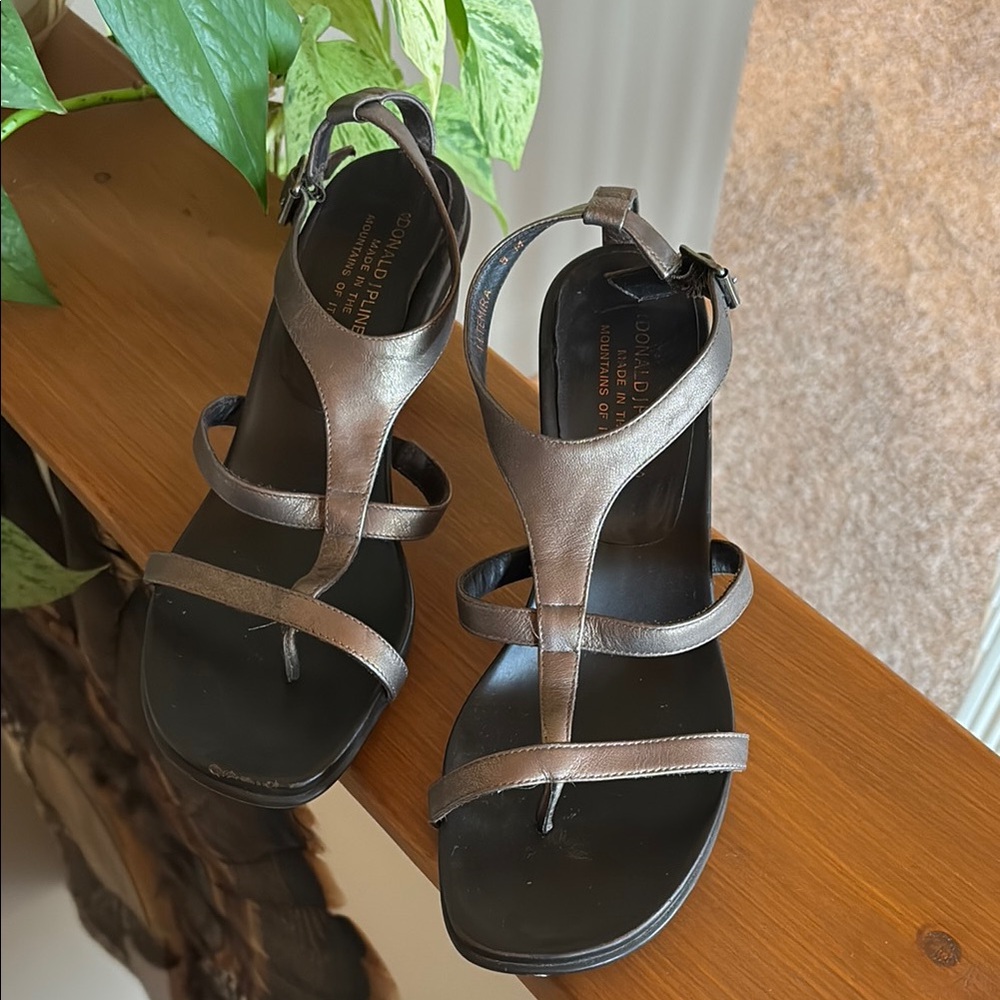 Donald J. Pliner Silver and Black Sandals Strappy Design